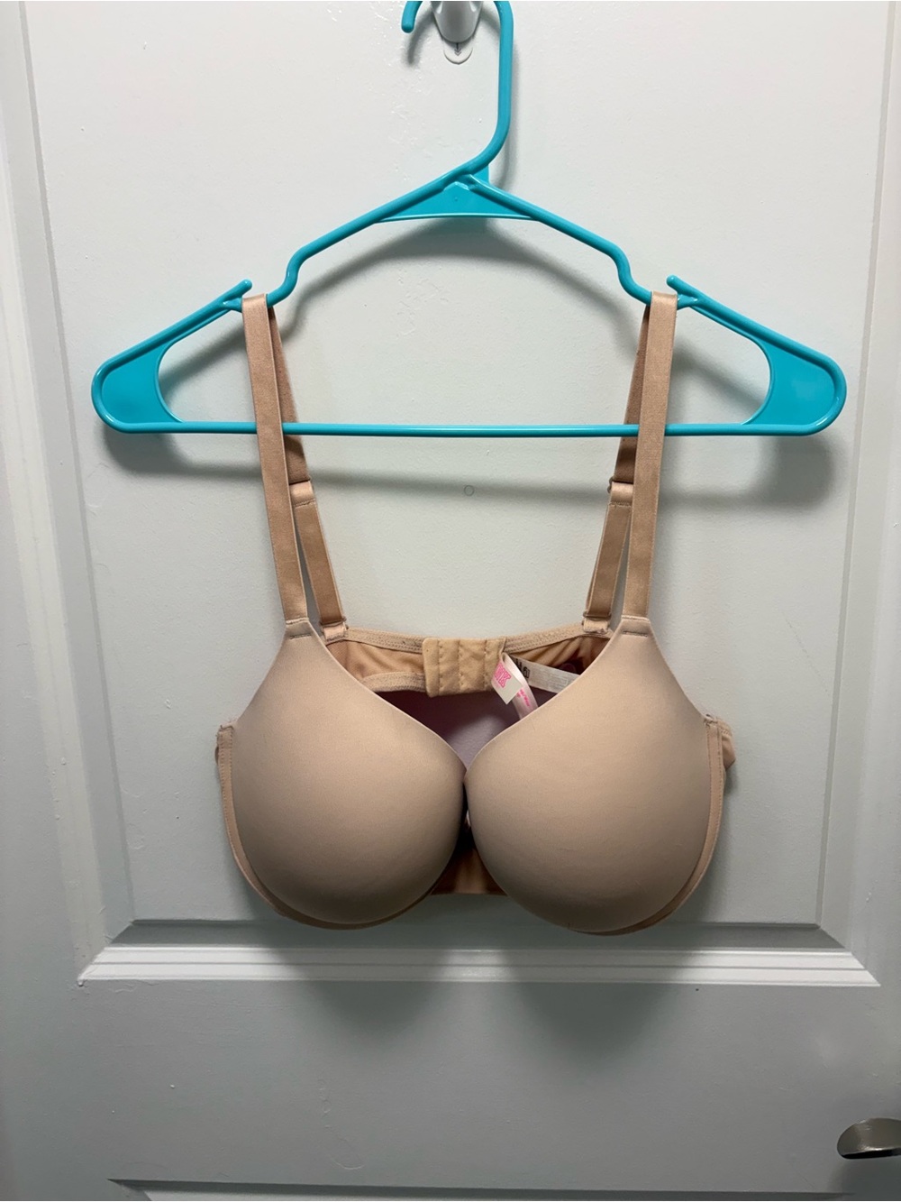 PINK Victoria’s Secret Wear Everywhere Push-Up Bra - Beige Nude - 38D - EUC